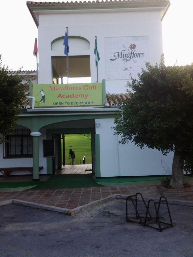 Apt 1 Ch Costa Del Sol Sitio De Calahonda Dans Maison D'Hote Entree Independante Михас Экстерьер фото